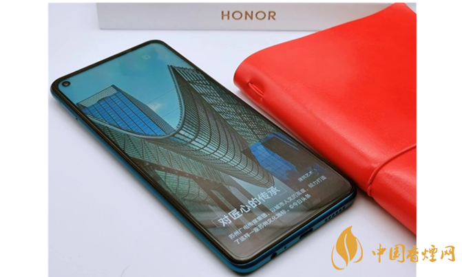 iQOOZ1x和榮耀Play4哪個好？iQOOZ1x和榮耀Play4性價比參數對比